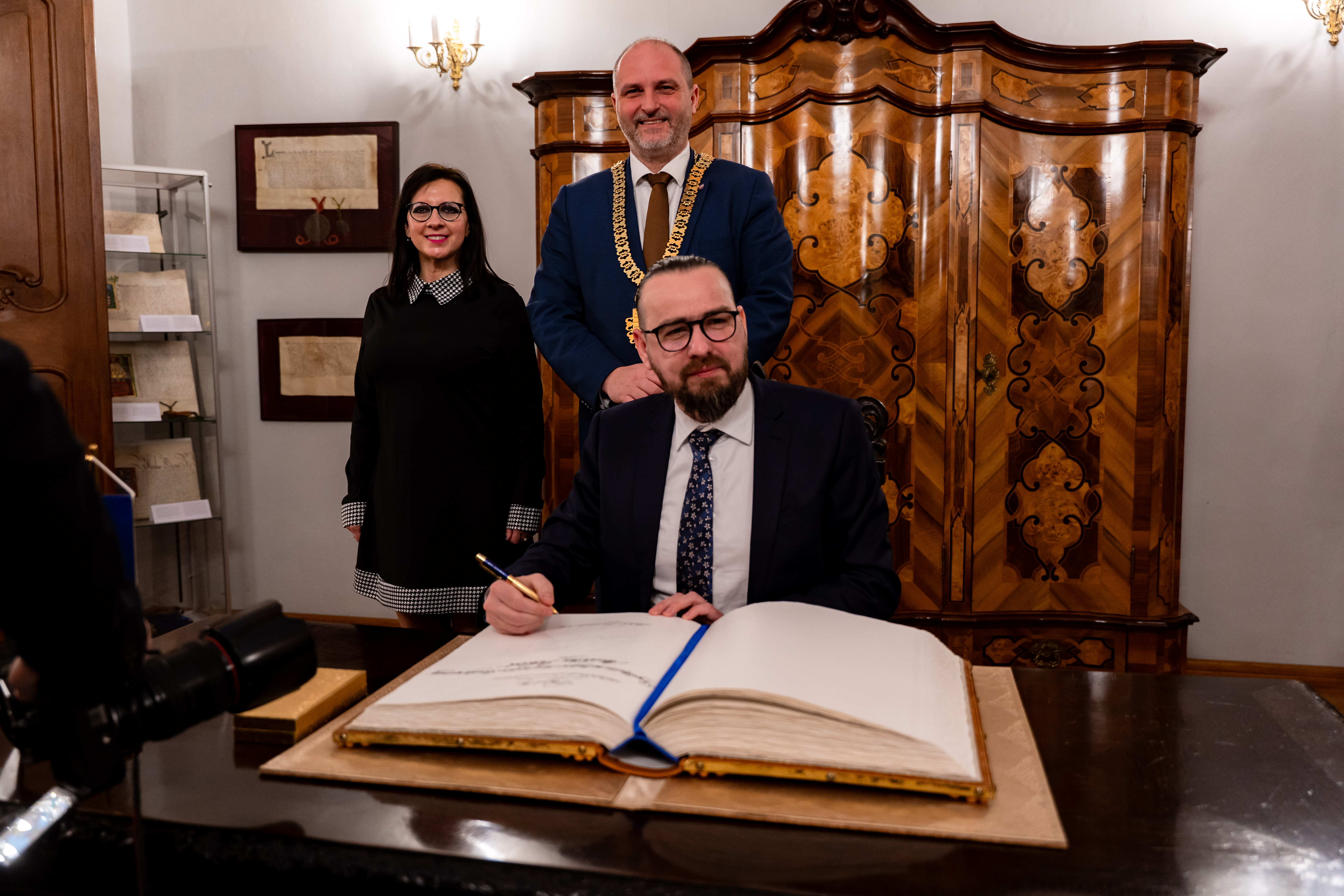 Slavnostny krst Encyklopedie obecnych a mestskych policii -72